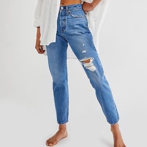 Levi’s wedgie high rise icon jeans size 28